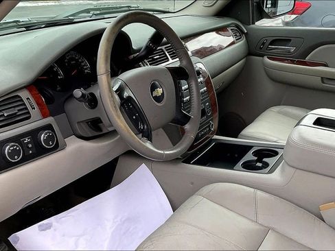 Used 2009 Chevrolet Silverado 1500 LTZ w/ Safety Package image 17