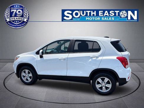 Used 2020 Chevrolet Trax LS w/ Tint and Cruise Package FWD image 8