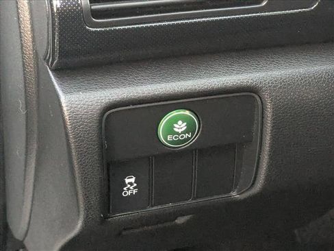 Used 2015 Honda Accord Sport image 5