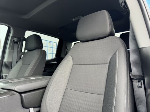 Used 2022 Chevrolet Silverado 1500 LT image 13