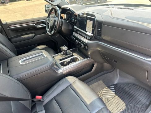 Certified 2022 Chevrolet Silverado 1500 LTZ w/ LTZ Premium Package AWD/4WD image 27
