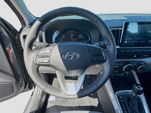 New 2026 Hyundai Venue SEL FWD image 8