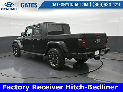Used 2022 Jeep Gladiator Overland w/ Popular Equipment Package image 8