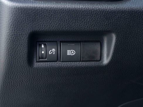 Used 2024 Toyota RAV4 LE AWD/4WD image 37