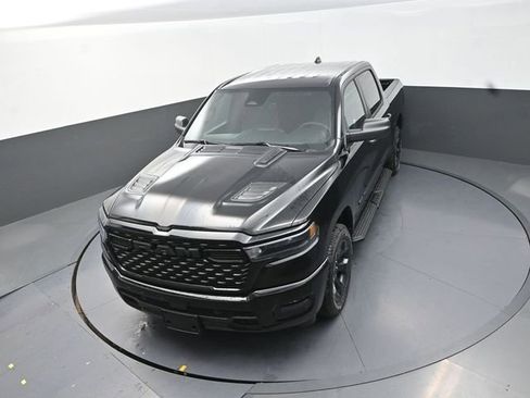 New 2026 RAM 1500 Express AWD/4WD image 13