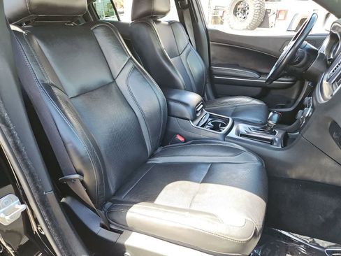 Used 2021 Dodge Charger SXT w/ Leather Interior Group RWD image 20