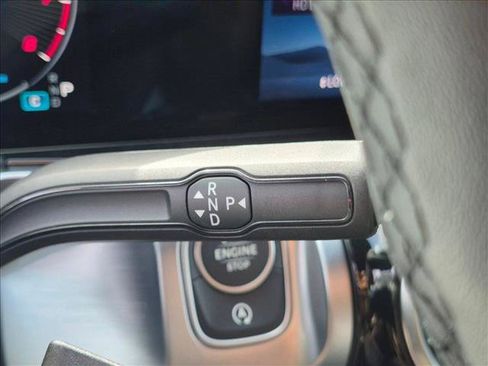 New 2026 Mercedes-Benz GLB 250 image 11
