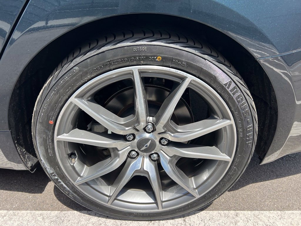 Used 2022 Genesis G70 2.0T w/ Prestige Package RWD image 15