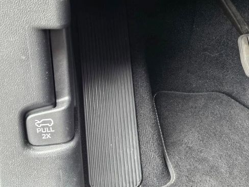 Used 2023 Ford Explorer ST w/ Equipment Group 401A AWD/4WD image 38