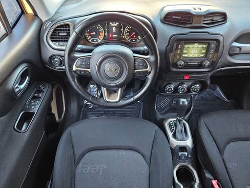 Used 2016 Jeep Renegade Latitude image 14