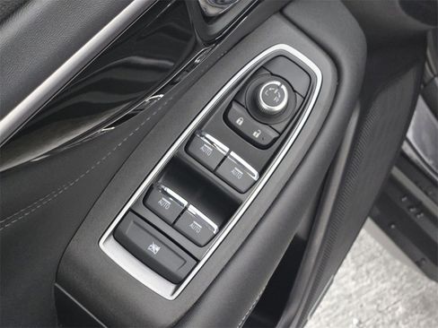 Certified 2025 Subaru Outback Limited XT image 25