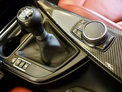 Used 2018 BMW M3 RWD image 16
