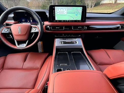 New 2026 Lincoln Aviator Reserve image 5