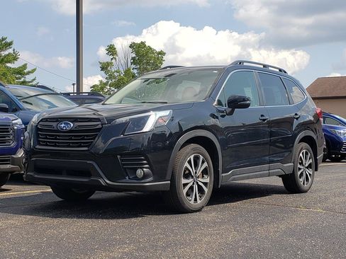 Used 2023 Subaru Forester Limited AWD/4WD image 1