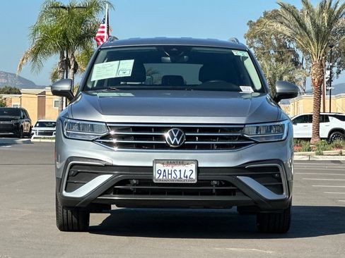 Used 2022 Volkswagen Tiguan SE image 9