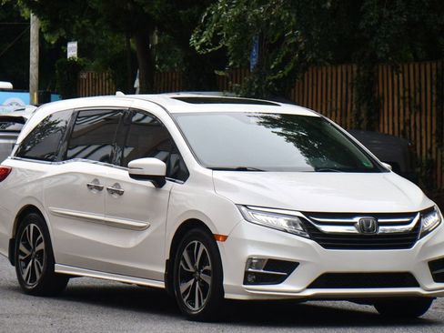 Used 2019 Honda Odyssey Elite image 11