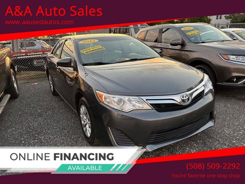 Used 2013 Toyota Camry LE image 1