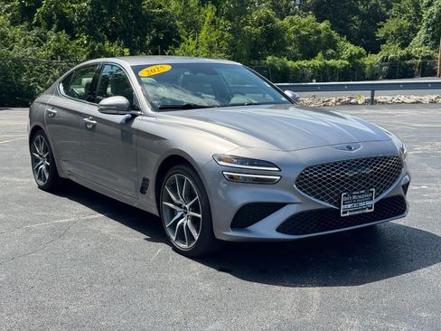 Used 2025 Genesis G70 2.5T AWD/4WD image 2