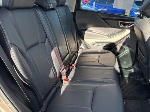 Used 2023 Subaru Forester Limited image 22