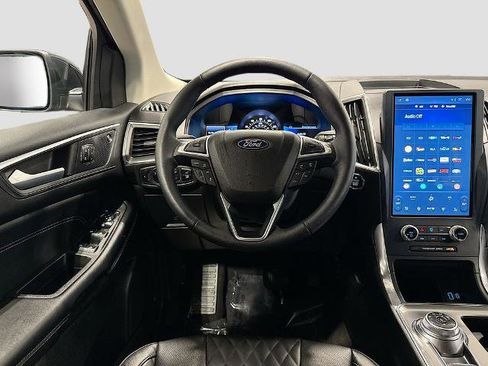 Certified 2023 Ford Edge Titanium w/ Equipment Group 301A AWD/4WD image 17