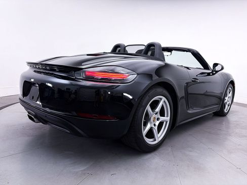 Used 2019 Porsche 718 Boxster RWD image 14