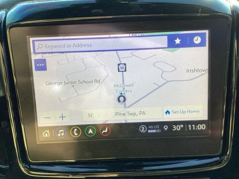 Used 2023 Chevrolet Traverse RS image 19