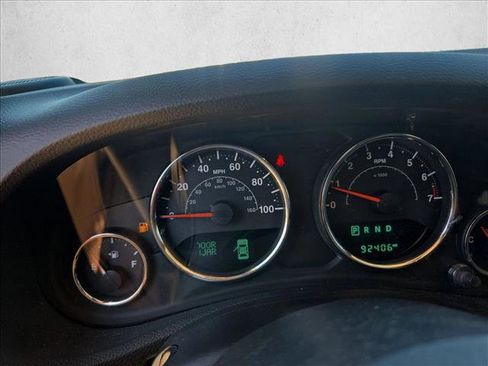 Used 2018 Jeep Wrangler Unlimited Sport S image 11