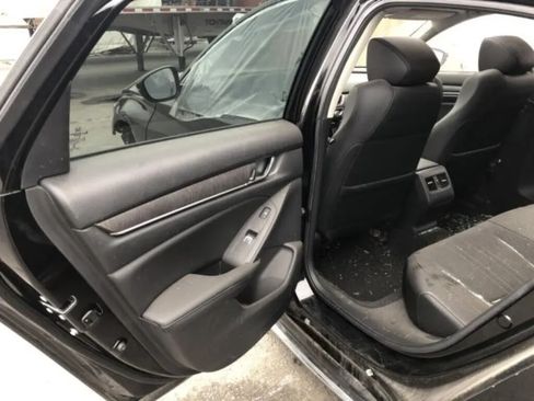 Used 2020 Honda Accord Touring image 27