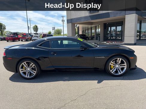 Used 2015 Chevrolet Camaro SS w/ RS Package RWD image 7
