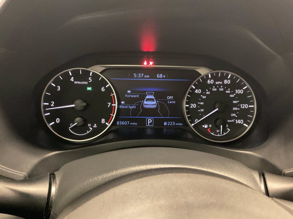 Used 2022 Nissan Altima 2.5 SV FWD image 2