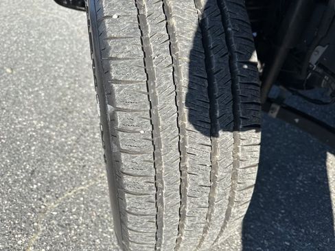 Used 2024 Jeep Wrangler Unlimited w/ Convenience Group image 30