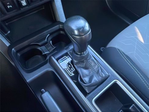 Used 2020 Toyota Tacoma TRD Off-Road image 28