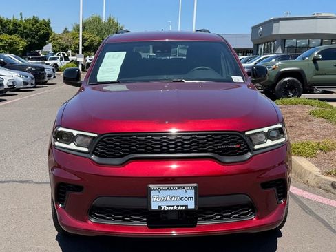 Used 2023 Dodge Durango GT AWD/4WD image 3