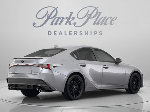 Used 2024 Lexus IS 500 RWD image 3