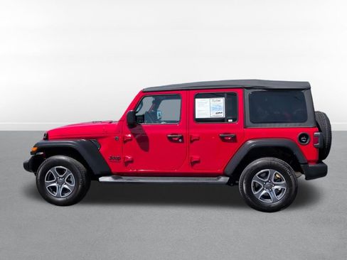 Used 2022 Jeep Wrangler Unlimited Sport AWD/4WD image 9