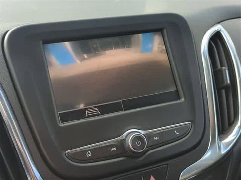 Used 2022 Chevrolet Equinox LT image 14