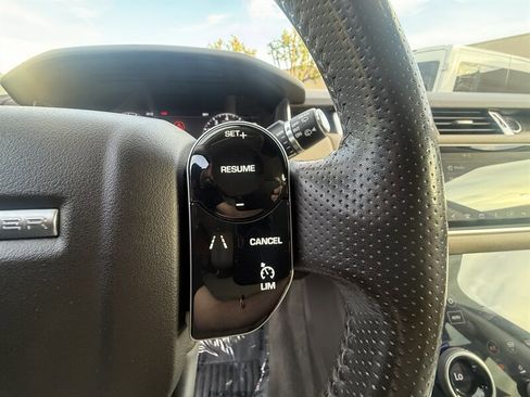Used 2019 Land Rover Range Rover Sport SE image 27