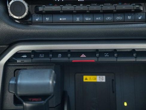 Used 2022 Toyota Tundra Limited image 25