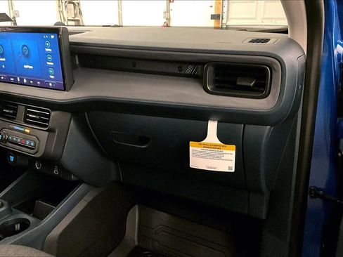 New 2025 Ford Maverick XLT w/ Black Appearance Package image 28