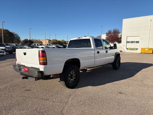 Used 2005 GMC Sierra 3500 W/T image 5