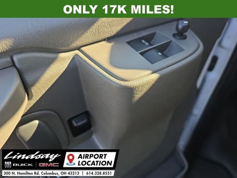 Used 2024 GMC Savana 2500 w/ Driver Convenience Package image 20