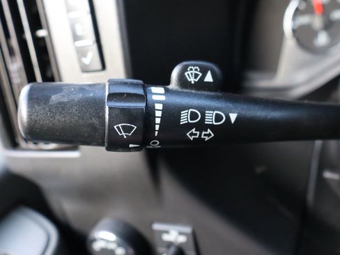 Used 2020 Chevrolet Express 2500 w/ Enhanced Convenience Package image 30