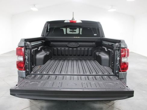 New 2025 Ford Maverick Lariat w/ Black Appearance Package image 15