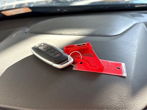 Used 2025 Nissan Rogue SV w/ Rock Creek Premium Package image 26