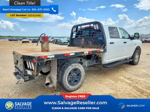 Used 2024 RAM 2500 Tradesman w/ Chrome Appearance Group AWD/4WD image 4