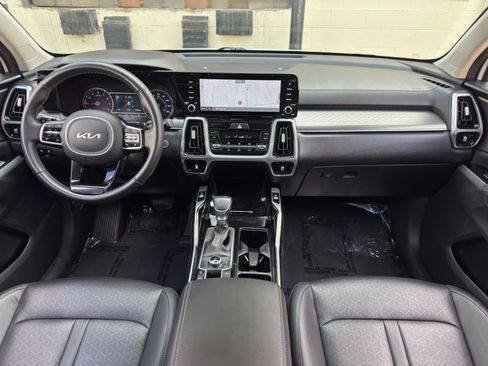 Used 2022 Kia Sorento SX AWD/4WD image 12
