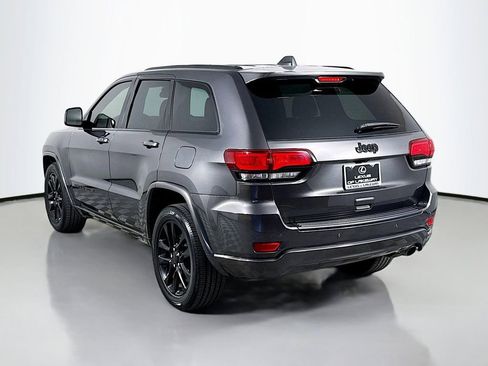 Used 2021 Jeep Grand Cherokee Laredo X image 7