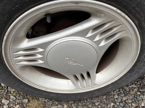 Used 1995 Ford Mustang Convertible image 12