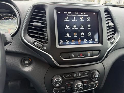 Used 2021 Jeep Cherokee Latitude Lux 80th Anniv w/ Quick Order Package 26U 80TH image 18