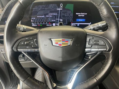 Used 2024 Cadillac Escalade ESV Sport AWD/4WD image 23